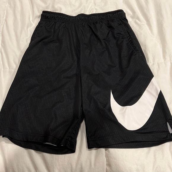 Nike Other - Men’s Nike Black Athletic Shorts, SZ:Medium